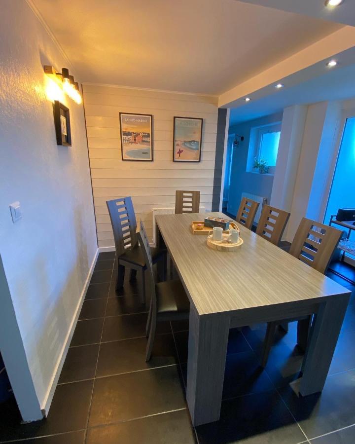 Appartement En Entree De Ville Avec Balneo Pont-lʼAbbé Kültér fotó